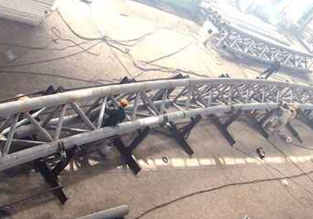 德保多功能体育馆案例